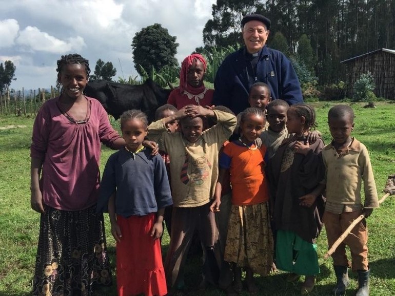 Il primo anno in Africa del vescovo Antonio: «Davvero il vangelo trasforma la vita»
