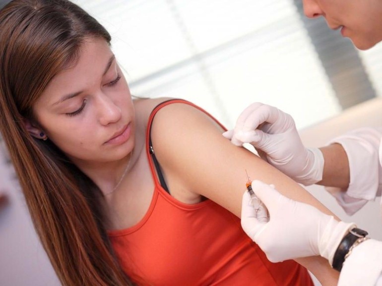 Vaccini: il decreto è in vigore, ma il Veneto fa ricorso