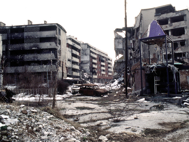 25 anni fa iniziava l'assedio di Sarajevo. E finiva il sogno di una città multietnica