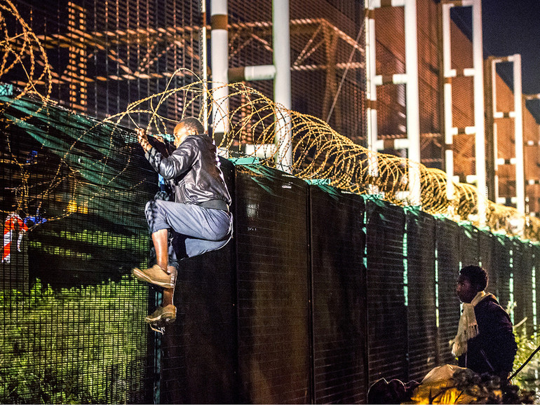 Migranti e Eurotunnel: il paradosso della post-modernità