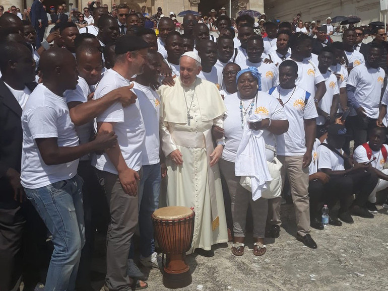 I giovani del gruppo Rinascita in pellegrinaggio da Papa Francesco