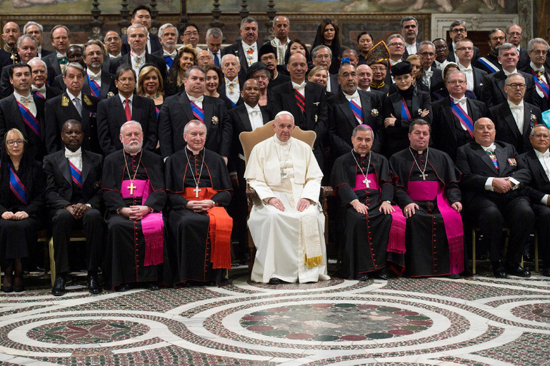 Papa Francesco agli ambasciatori: i nuovi diritti e colonializzazione ideologica