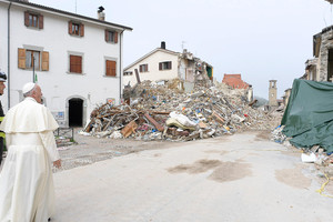 A oltre un mese dal sisma, il quadro rimane desolante