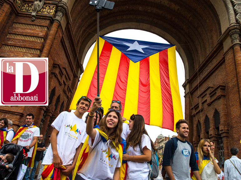 Catalogna, gli indipendentisti vincono. A metà