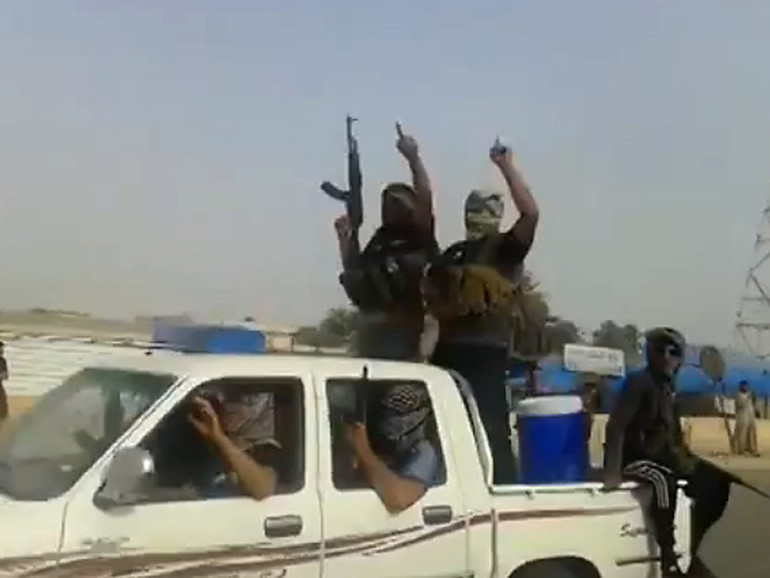 Le milizie jihadiste dello "sceicco invisibile" puntano al califfato