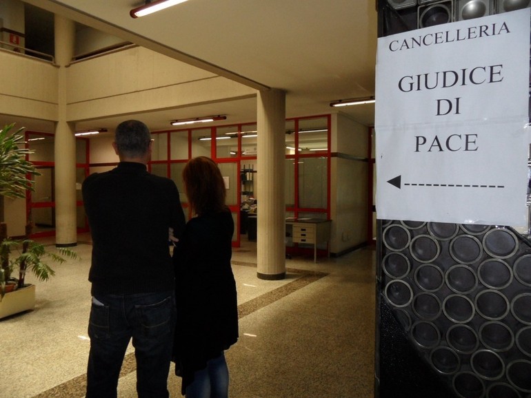 Tra mediazione e sentenze, il difficile ruolo del giudice di pace Tra mediazione e sentenze, il difficile ruolo del giudice di pace