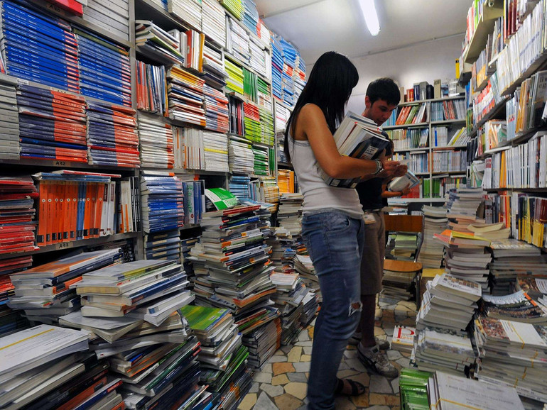 "Book in progress", 800 docenti in rete per realizzare i libri scolastici "Book in progress", 800 docenti in rete per realizzare i libri scolastici