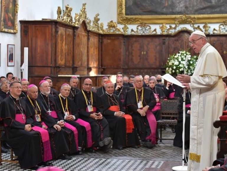 Papa Francesco: lettera ai vescovi del Cile sul “caso Osorno”, “chiedo perdono a chi ho offeso, provo dolore e vergogna”