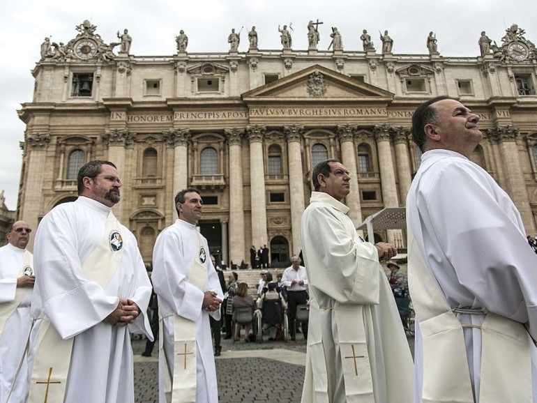 Diaconi,"uomini della soglia tra la strada e il tempio"