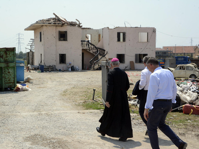 Tornado in Riviera del Brenta: 80 mila euro (per ora) dalla colletta diocesana Tornado in Riviera del Brenta: 80 mila euro (per ora) dalla colletta diocesana