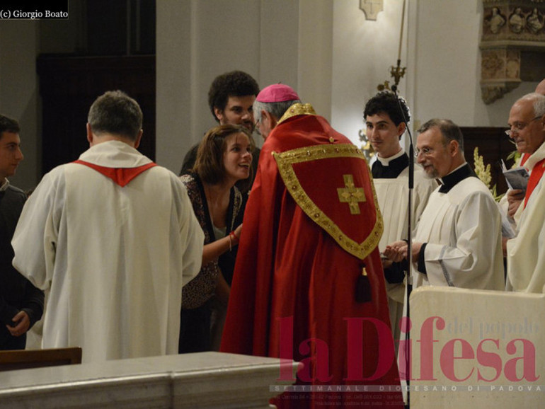 11 ottobre. Veglia missionaria dell'invio. “Battezzati e inviati per la vita del mondo” 11 ottobre. Veglia missionaria dell'invio. “Battezzati e inviati per la vita del mondo”
