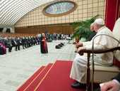 50 anni Caritas italiana: card. Bassetti al Papa, vogliamo essere “una Chiesa che fa chiasso” attraverso le opere di carità