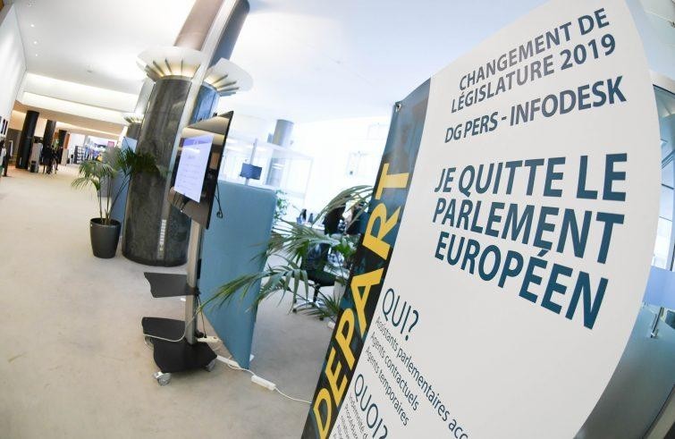 A Bruxelles arrivano i nuovi eletti A Bruxelles arrivano i nuovi eletti