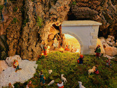 A Mandriola il presepe artigianale racconta la nascita di Gesù in tre scene