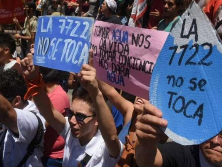A Mendoza la diocesi è con il popolo contro le legge sull’uso di sostanze tossiche nelle miniere. Il vescovo: “Non ha legittimità sociale”