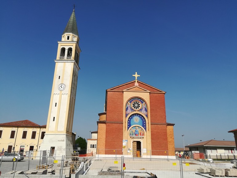 A Sant'Eufemia viene inaugurato il nuovo sagrato A Sant'Eufemia viene inaugurato il nuovo sagrato