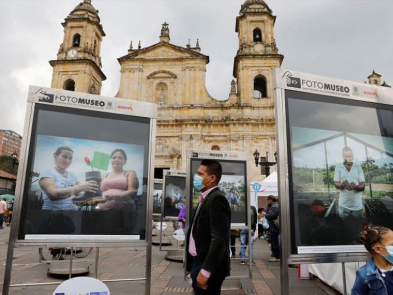 Accordo di pace in Colombia. Mons. Rueda: “Siamo chiamati a dare impulso a questo processo, non possiamo fare passi indietro”