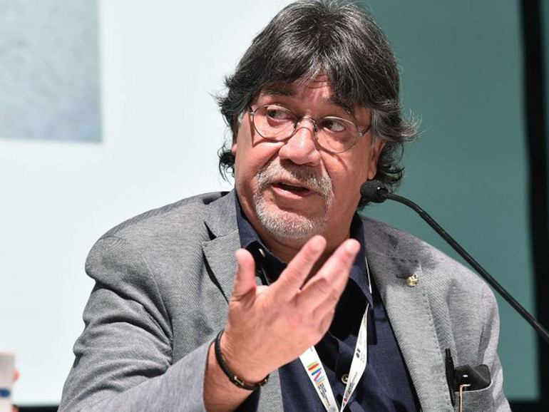 Addio Luis Sepulveda, ci ha raccontato che il Creato è uno solo Addio Luis Sepulveda, ci ha raccontato che il Creato è uno solo