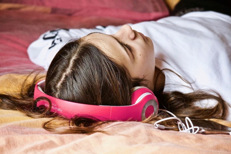 Adolescenti. Quando l'angoscia non è solo negativa, ma aiuta a crescere Adolescenti. Quando l'angoscia non è solo negativa, ma aiuta a crescere