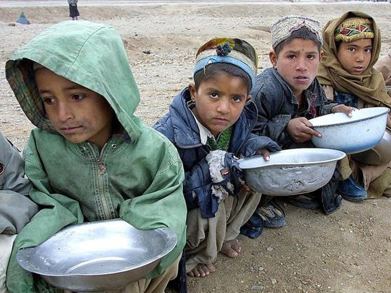 Afghanistan, Save the children: grave rischio di peggioramento della malnutrizione dei bambini