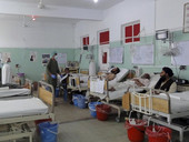 Afghanistan. Emergency: "Ospedale pieno, ammessi solo pazienti in pericolo di vita"