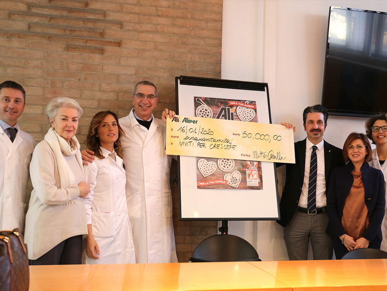 Alì consegna 50.000€ alla Neurologia Pediatrica dell'Ospedale di Padova Alì consegna 50.000€ alla Neurologia Pediatrica dell'Ospedale di Padova