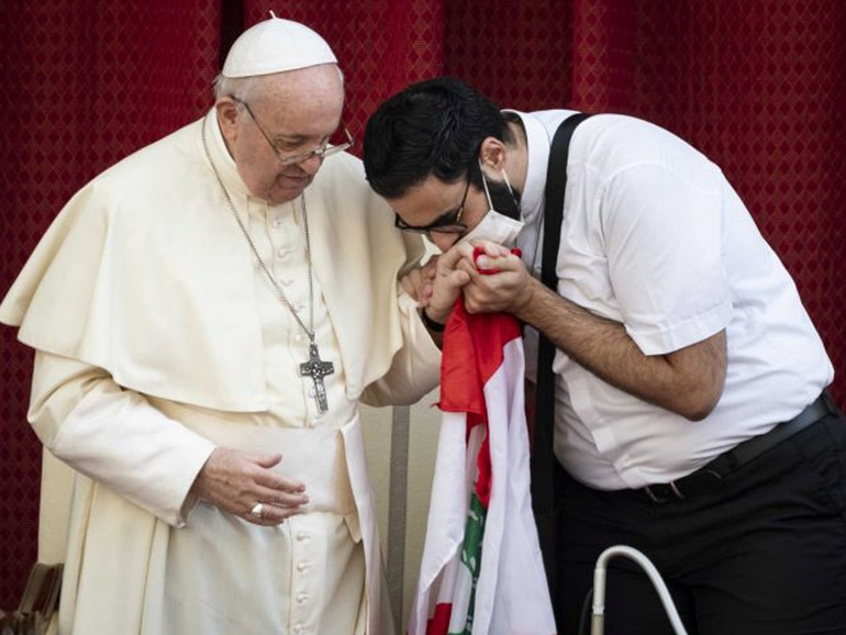 Appello del Papa per il Libano. Parroco maronita di Beirut: “Nella distruzione totale ci ha dato nuova speranza”