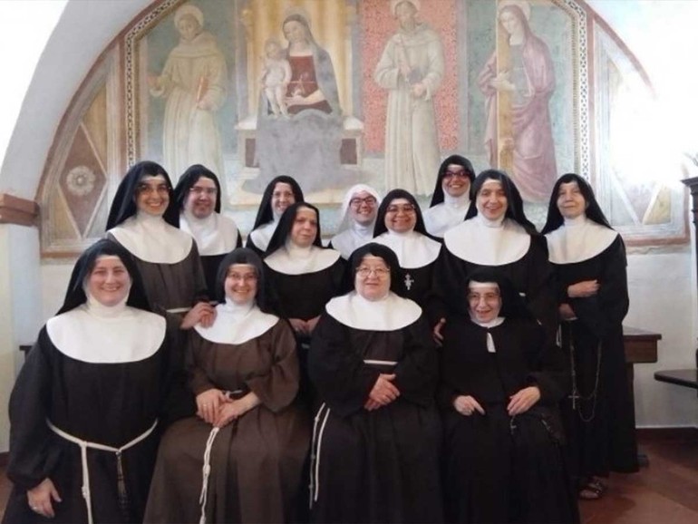 Assisi: a San Quirico giovani “in clausura”. Tre giorni fra silenzio, preghiera e arte
