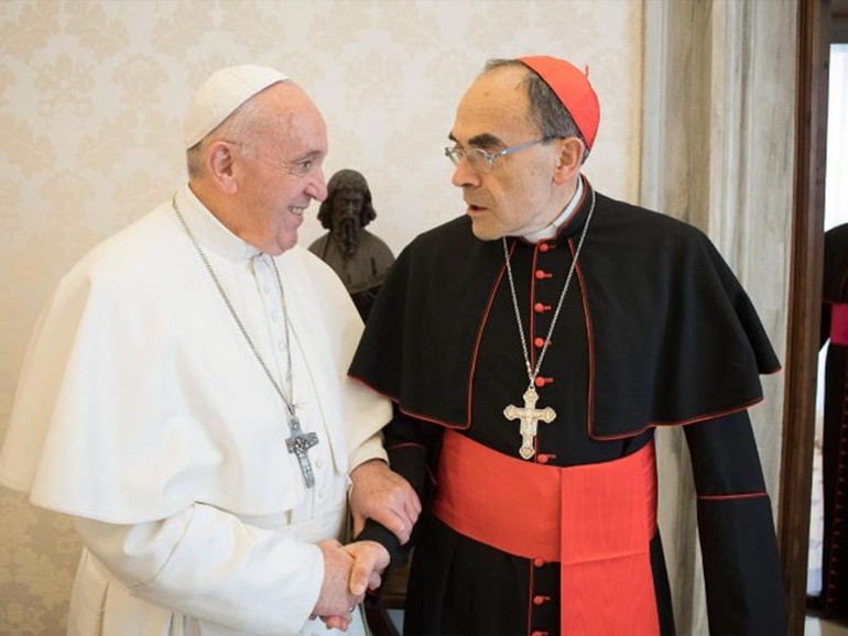 Assoluzione card. Barbarin: Bruni (Santa Sede), “il Papa comunicherà la propria decisione a tempo debito”