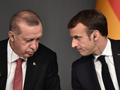 Attacco Erdoğan alla Francia. Alberto Melloni: “Paragonare l’islamofobia all’olocausto è una bestemmia”