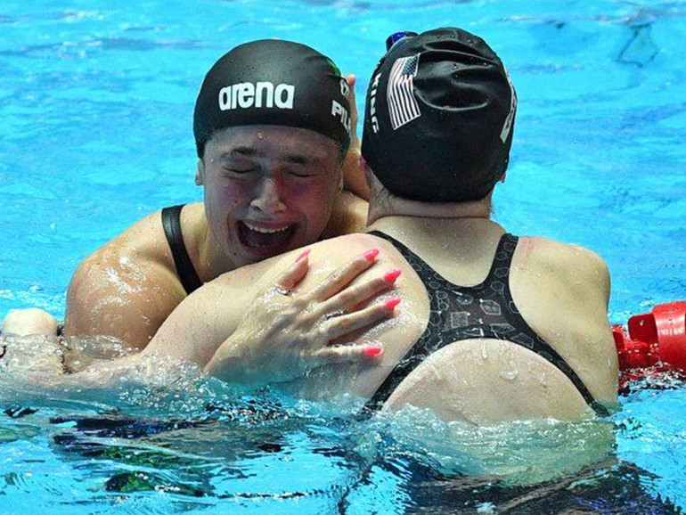 Benedetta Pilato, medaglia d’argento. Da Taranto ai mondiali di nuoto nel racconto del padre