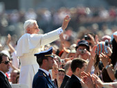 Benedetto XVI secondo don Riccardo Battocchio. «Ha indicato la centralità dell’unità tra ragione e fede»