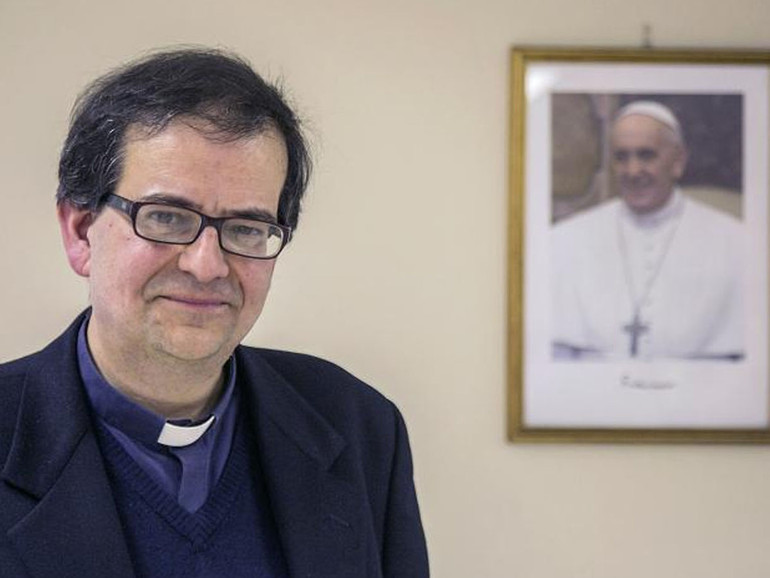 Bimba rom ferita. Mons. Lojudice: “Alzare le tensioni non aiuta”. Gli sgomberi? “Non sono la soluzione”