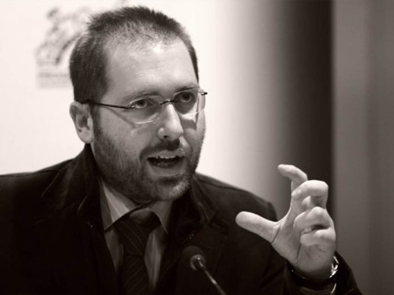 Bioetica quotidiana. Prof. Leopoldo Sandonà: "Quale sanità dopo l'emergenza?" Bioetica quotidiana. Prof. Leopoldo Sandonà: "Quale sanità dopo l'emergenza?"