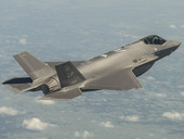 Campagna Stop F-35: “Governo e Parlamento fermino il programma dei cacciabombardieri”