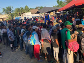 Carovana di migranti. L’esodo partito dall’Honduras bloccato alle porte del Messico. In migliaia sognano gli Stati Uniti