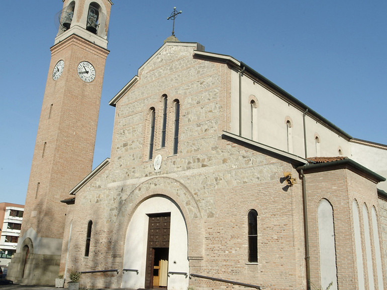 Caselle festeggia la patrona Maria Ausiliatrice Caselle festeggia la patrona Maria Ausiliatrice