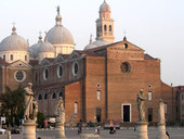 Cattedrale, Clarisse di via Cavalletto, monaci di Santa Giustina. Insieme incontro alla luce del Risorto in tre occasioni di preghiera