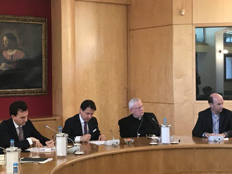 Cei: il presidente Conte ha incontrato i vescovi delle zone terremotate