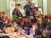 Chiesa, fatti capanna! L’Immacolata, come la capanna di Betlemme, accoglie tutti per il pranzo di Natale