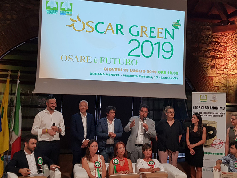 Coldiretti Giovani. Festa "Agrisummer". impresa Numerose le presenze all'evento di metà estate a villa Italia