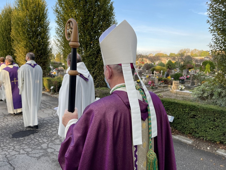 Commemorazione dei fedeli defunti. L'omelia del vescovo Claudio mercoledì 2 novembre 2022 a Padova presso la Cappella del Cimitero Maggiore