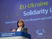 Commissione Ue: “corridoi di solidarietà” per aiutare l’Ucraina a esportare i propri cereali. A rischio 20 milioni di tonnellate di grano