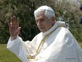 Cordoglio e preghiera per la morte del papa emerito Benedetto XVI