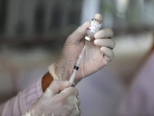 Coronavirus. “Per il vaccino non forzare i tempi. Servono evidenze su efficacia e sicurezza. Intanto proseguire con le misure di prevenzione”