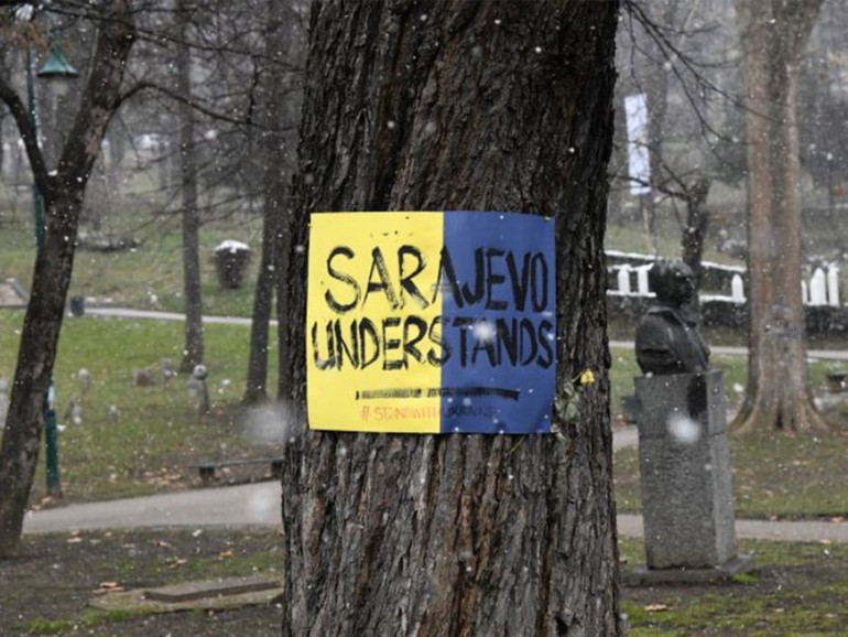 Da Sarajevo all’Ucraina: la paura delle guerra. Kanita: “Ripetevano che non poteva succedere”