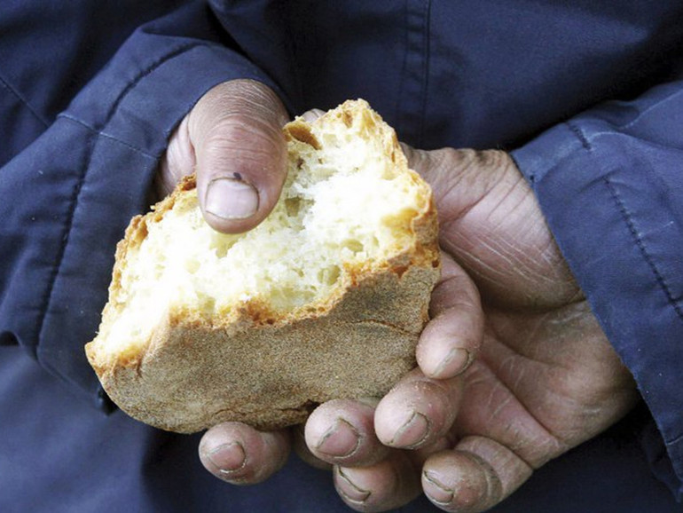 "Dacci oggi il nostro pane quotidiano", al via la campagna Caritas-Focsiv "Dacci oggi il nostro pane quotidiano", al via la campagna Caritas-Focsiv