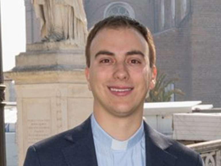 Don Francesco Trovò. Relazioni, sfida per la Chiesa del futuro Don Francesco Trovò. Relazioni, sfida per la Chiesa del futuro