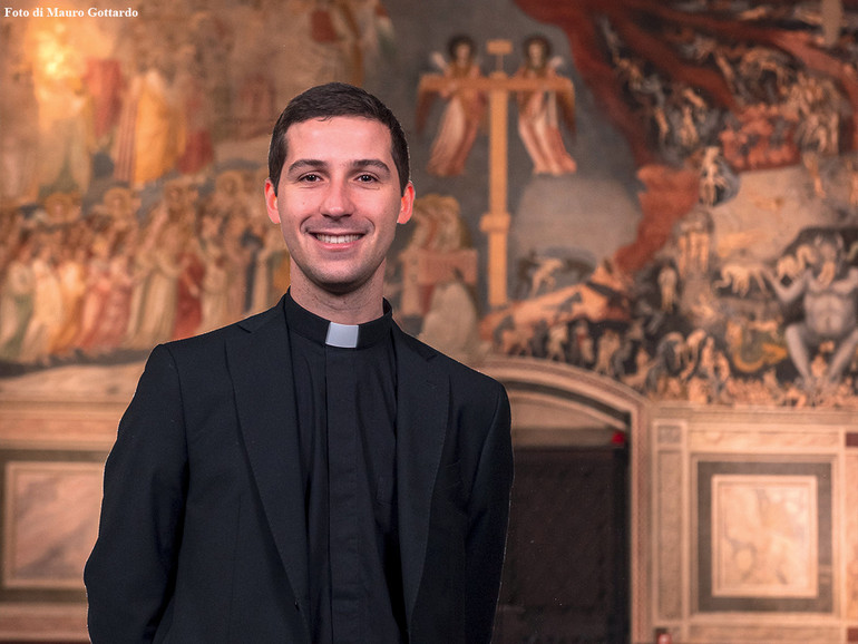Don Riccardo Benetti nuovo prete: "Mi dono a Gesù e realizzo me stesso"