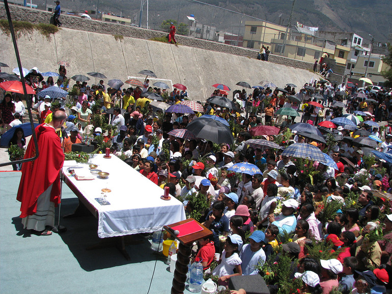 Ecuador. A Carcelén Bajo e Luz y Vida parrocchie cresciute insieme alla loro gente